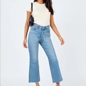 Levis Ribcage Crop